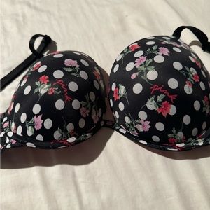 Victoria’s Secret PINK wear everywhere push up bra 36C